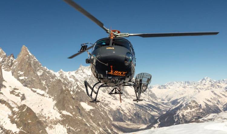 Panoramic Flights over the Mountains